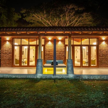 Victoria Golf Resort Digana Luaran gambar