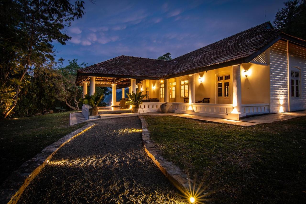 Victoria Golf Resort Digana Luaran gambar